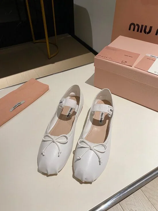 Miu Miu Satin ballerinas Flats with Bow - Picture 2 of 7